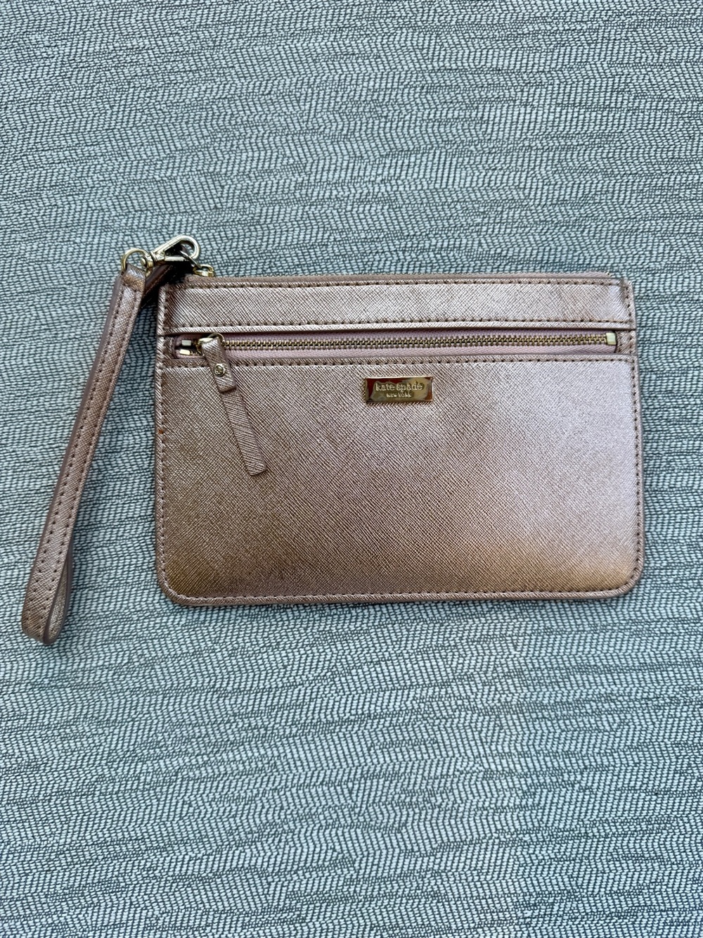 kate spade metallic rose gold wristlet clutch with zip pocket